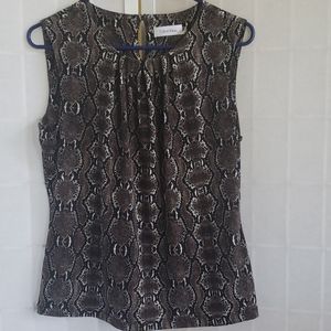 Calvin klein sleeves top